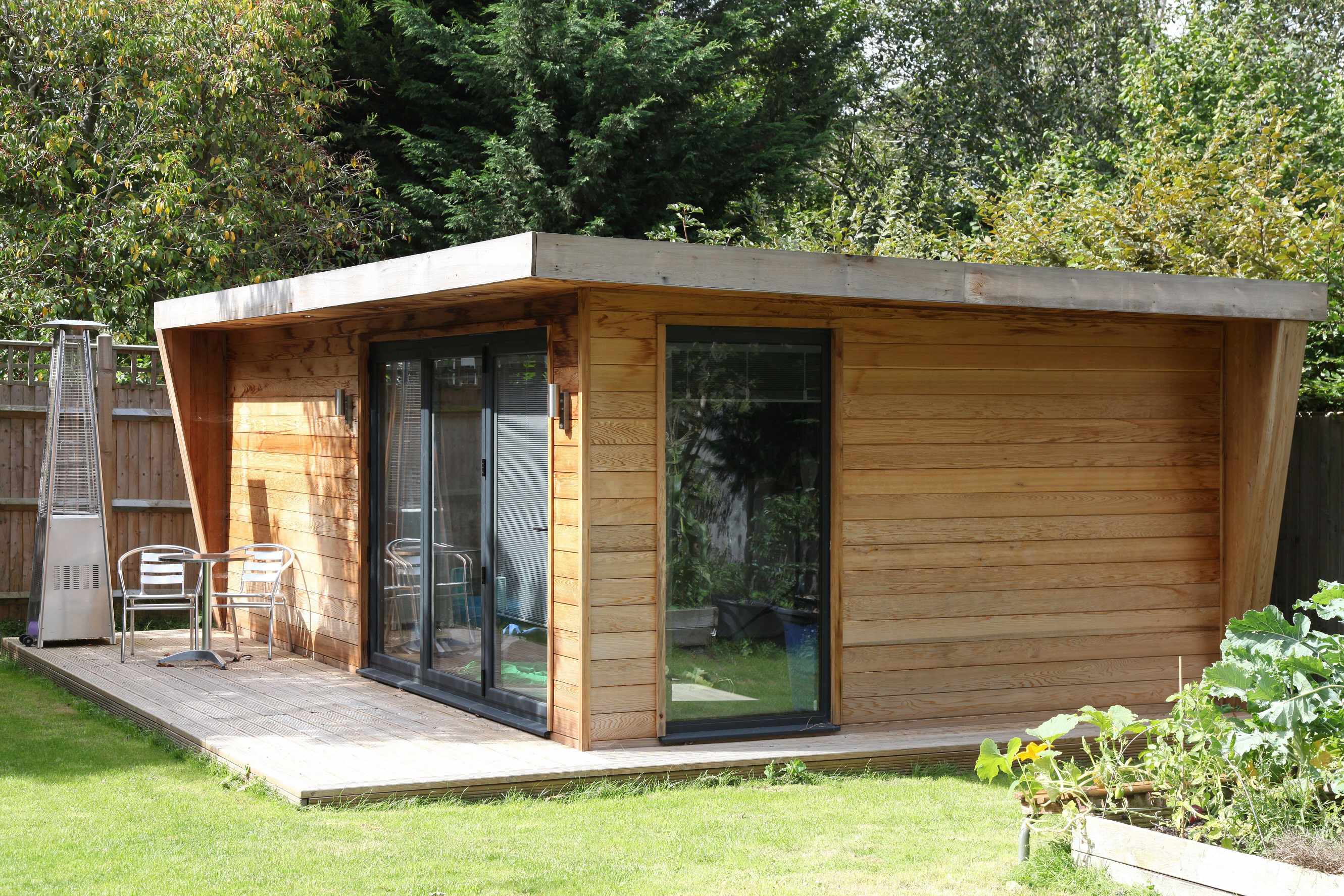 Party Wall Garden Room